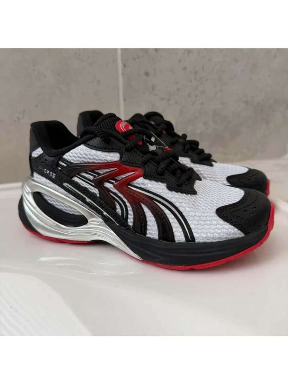 Puma Kids Sneakers Size 1 Youth